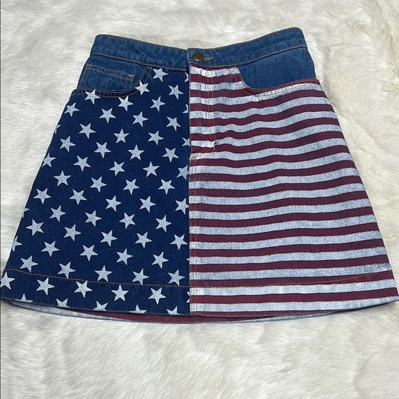NWOT American Apparel 100% cotton Denim‎ American Flag Mini Skirt - Picture 1 of 5